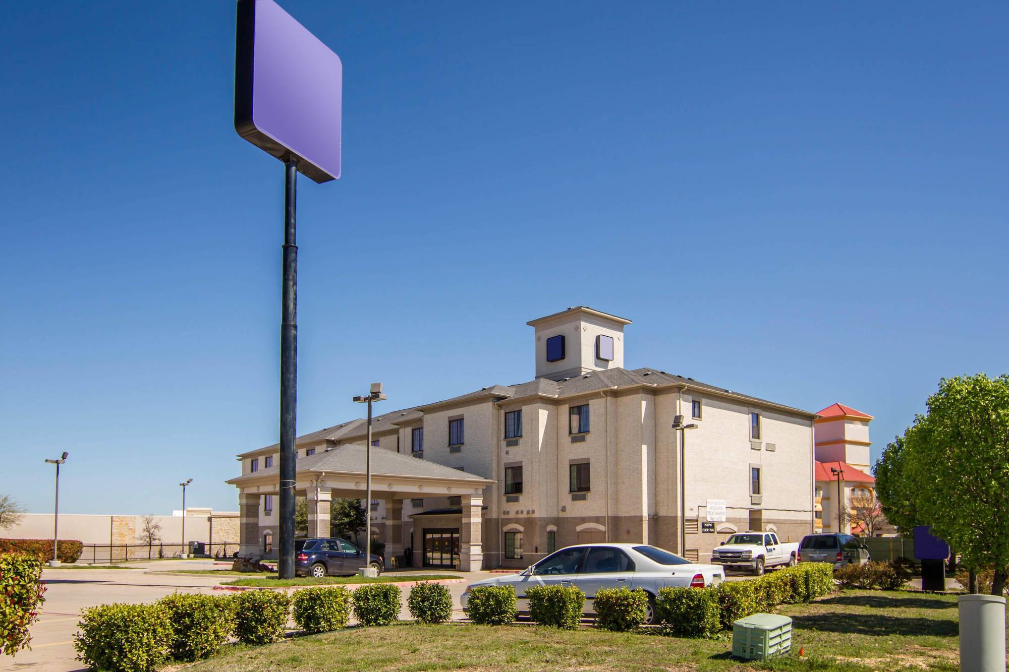 Hotel Clarion & South 3*